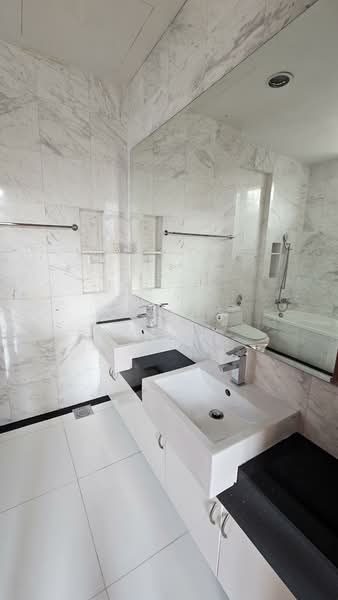 Merryn Road Bungalow with Pool — photo 10