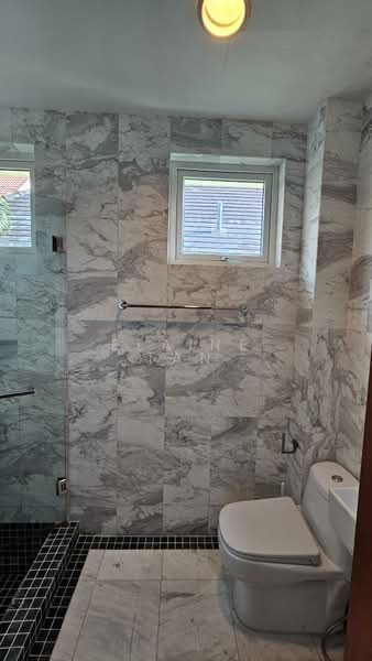 Merryn Road Bungalow with Pool — photo 15