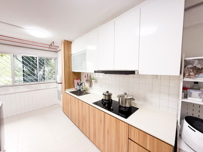 825 Woodlands Street 81 — photo 11