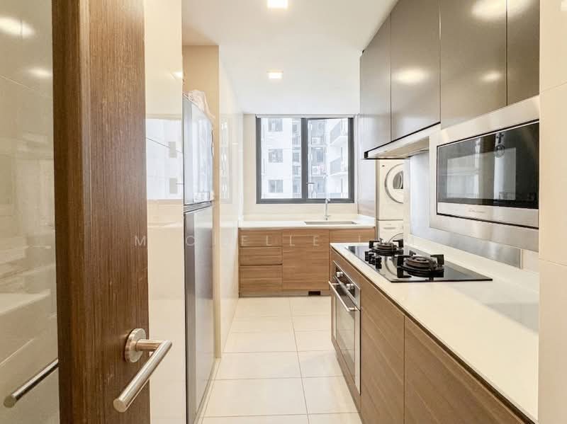 Foresque Residences — photo 2