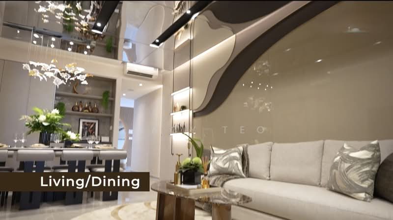 Norwood Grand — photo 1