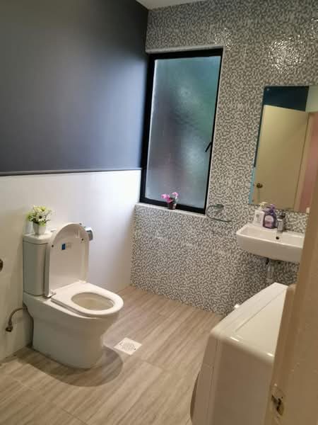 Freehold, Rare. Single title with 24 units with facilities — photo 5