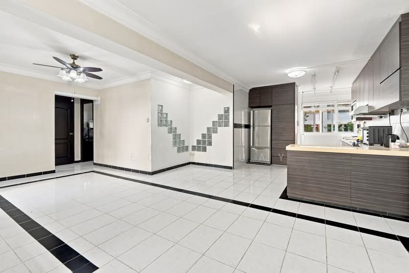 485 Pasir Ris Drive 4 — photo 3
