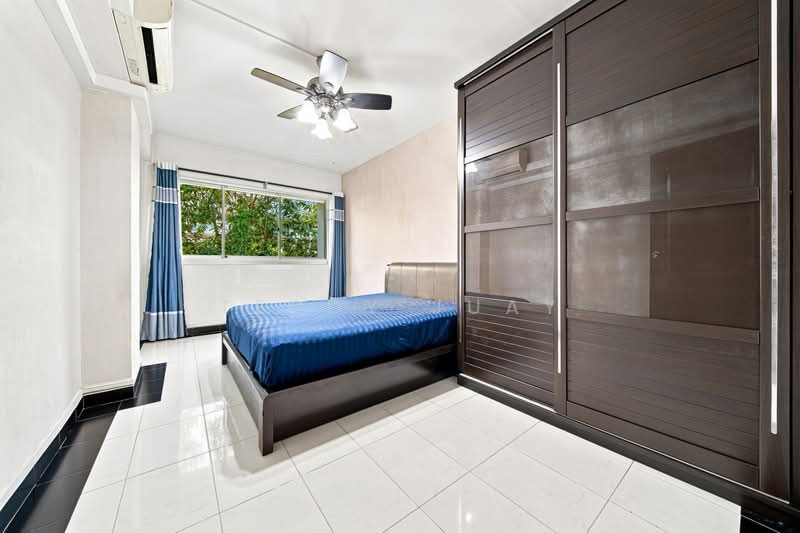 485 Pasir Ris Drive 4 — photo 9