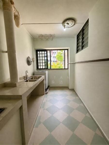 273 Toh Guan Road — photo 5