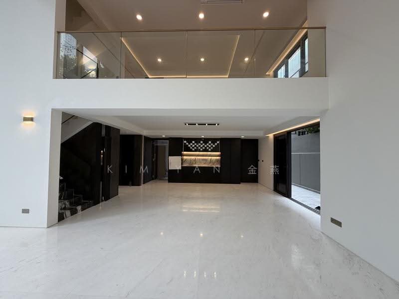 Brand New & Luxury, 5 levels with Lift & Pool, grand living hall with super high ceiling — photo 11