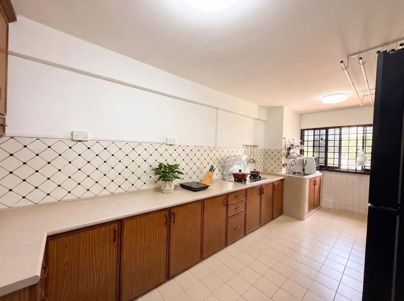335 Clementi Avenue 2 — photo 5