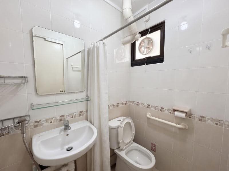 335 Clementi Avenue 2 — photo 8