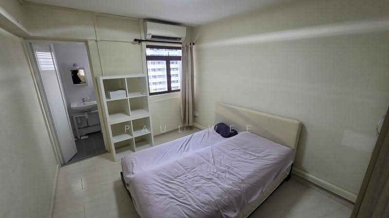 374 Clementi Avenue 4 — photo 2