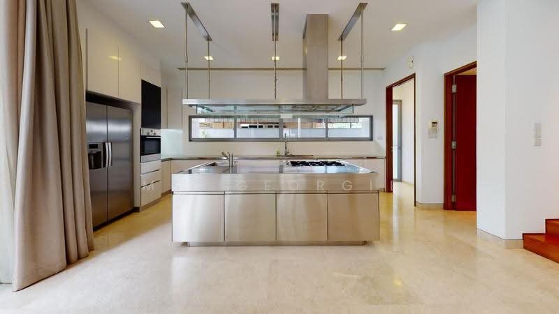 Luxurious Bungalow with Private Pool in Orchard Vicinity — photo 4