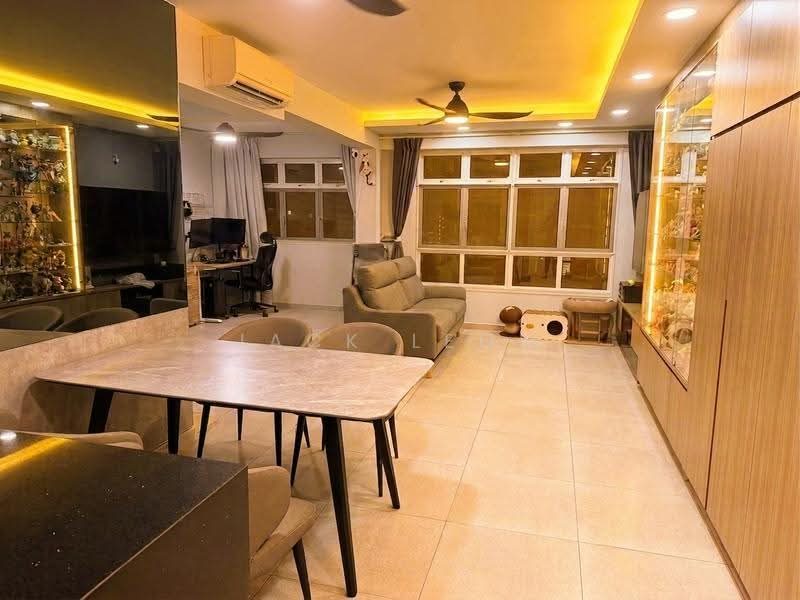 316B Yishun Greenwalk — photo 2