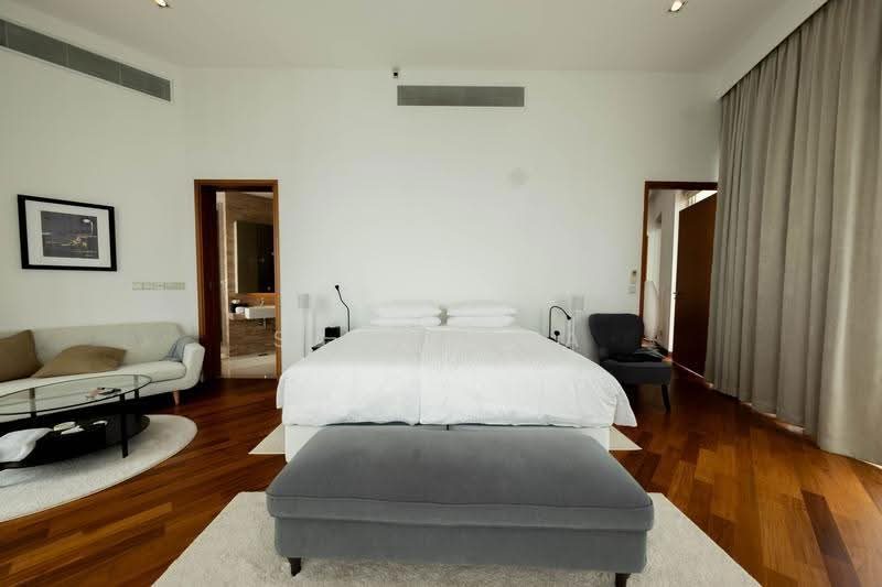Saint Thomas Suites — photo 8