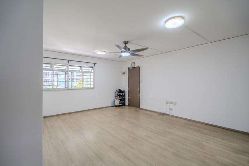 315 Clementi Avenue 4 — photo 2