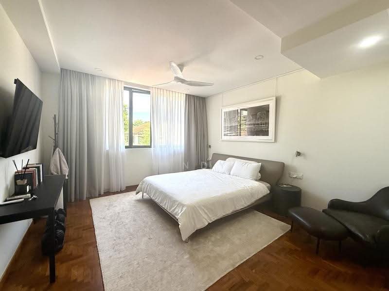 Modern 3 Storey Landed fully renovated 1km RGPS for Sale — photo 4