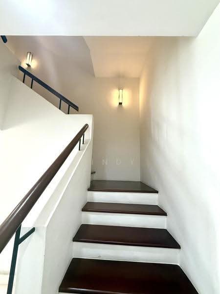 Modern 3 Storey Landed fully renovated 1km RGPS for Sale — photo 9