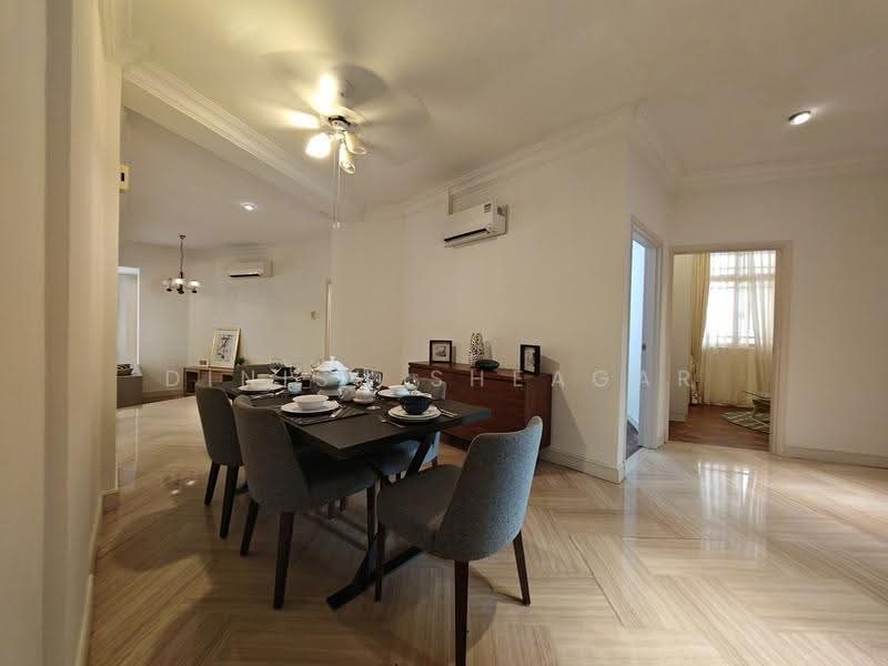 Orange Regency — photo 3