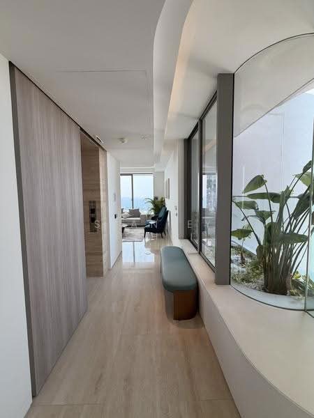 Ardmore Residence — photo 1