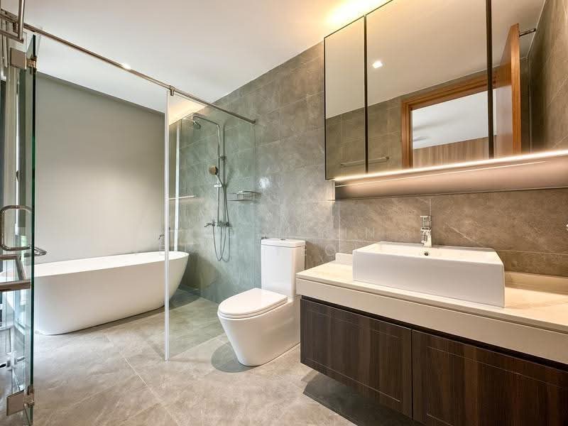 ★ GIANT ★ District 28 Semi-Detached Home at Seletar Hills Estate — photo 10