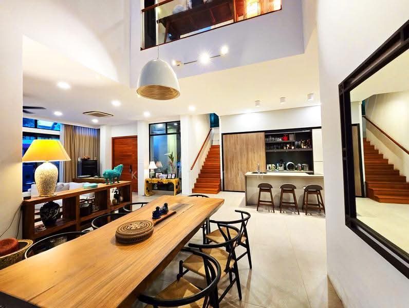 Gorgeous Tropical Freehold 2.5 storey Semi-D. 8 mins walk Lor Chuan MRT Station — photo 5