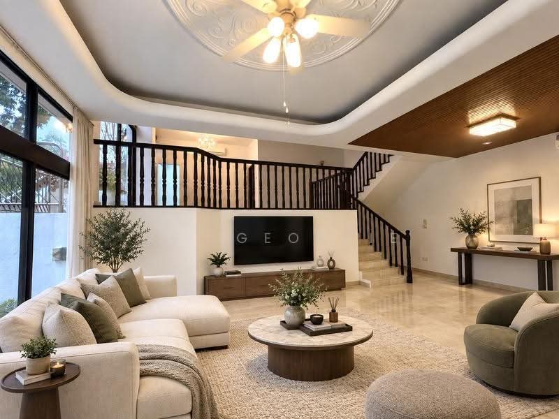 Charming Renovated Corner Semi-Detached at Coronation Rd.1km to Nanyang Primary & Raffles Girls Pri — photo 1