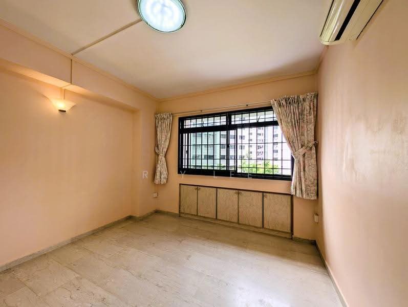 725 Woodlands Avenue 6 — photo 7