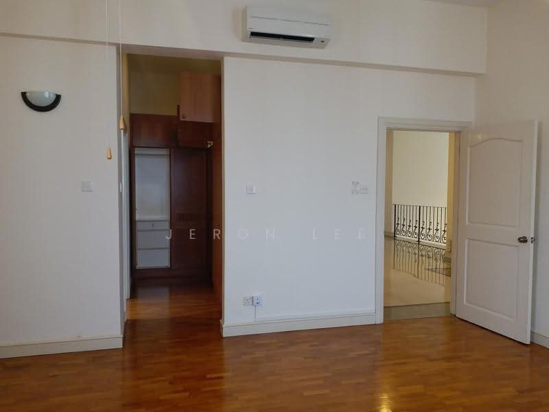 Leonie Condotel — photo 13