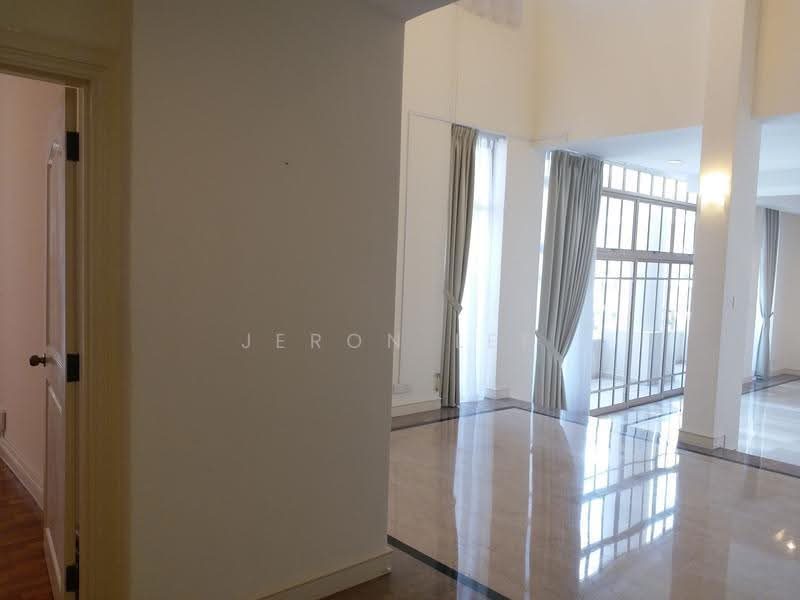 Leonie Condotel — photo 18