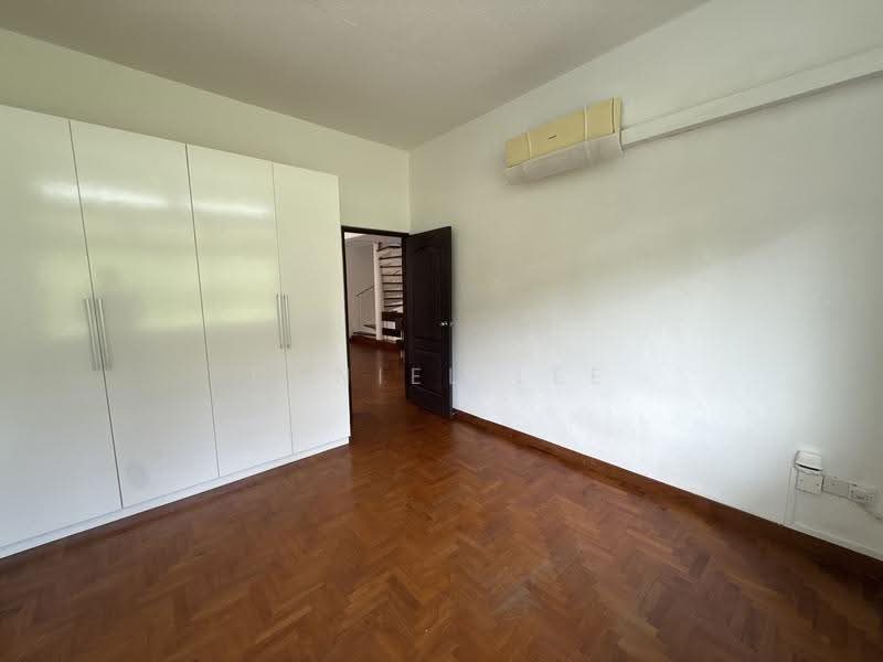 5-Bed Garden Semi-D · Direct MRT to Orchard & CBD — photo 17
