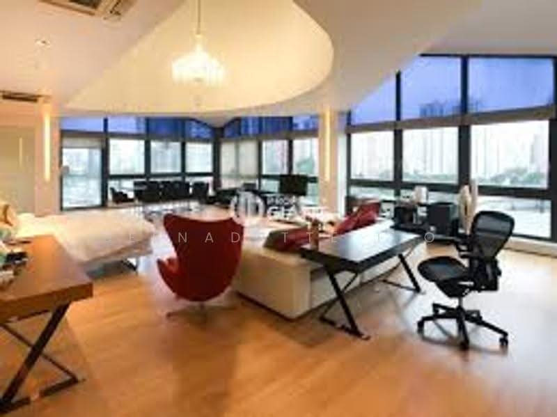 72 Grange — photo 5