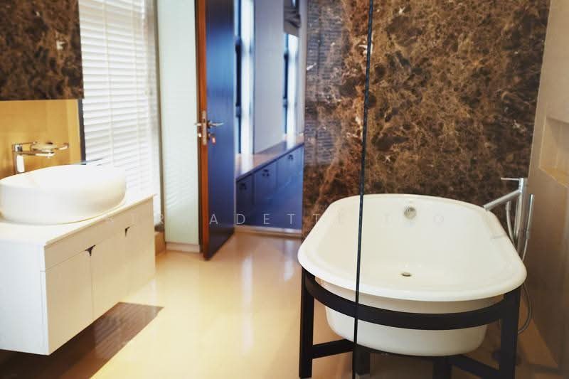 72 Grange — photo 12