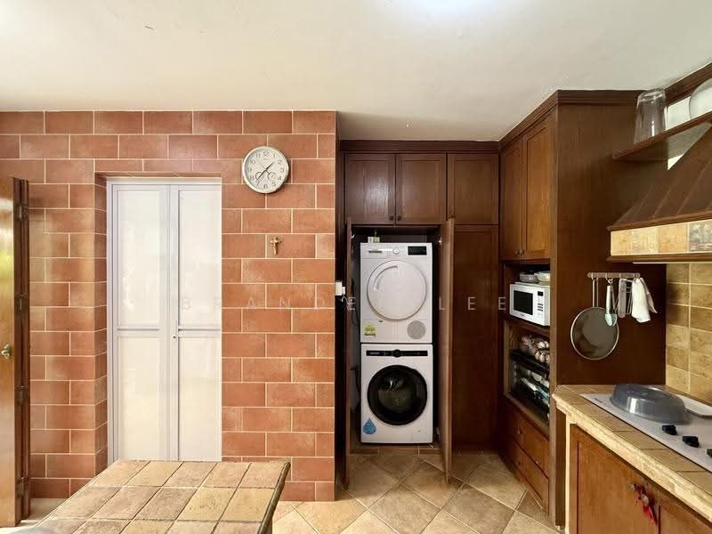 452 Sin Ming Avenue — photo 4