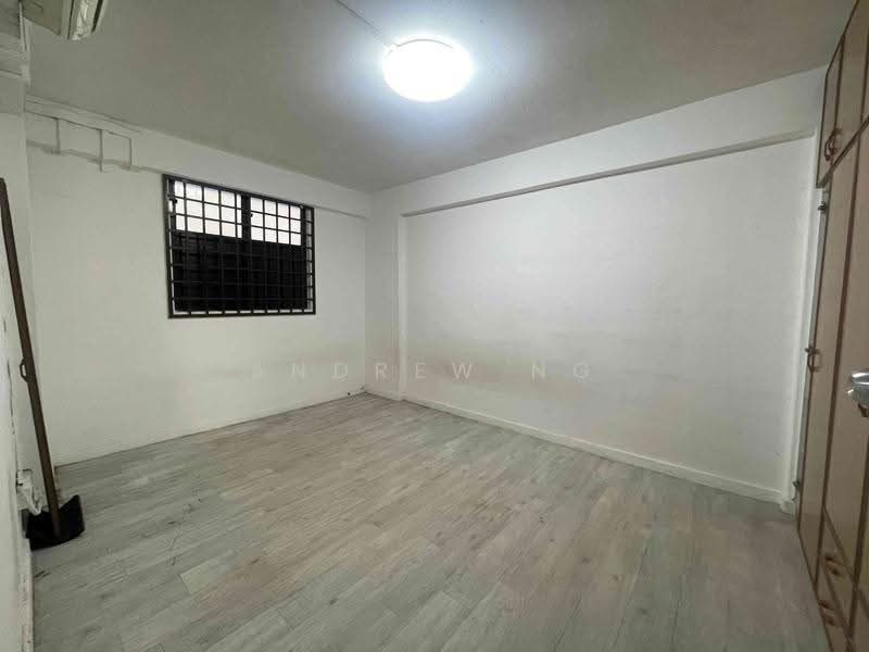 107 Jalan Bukit Merah — photo 3