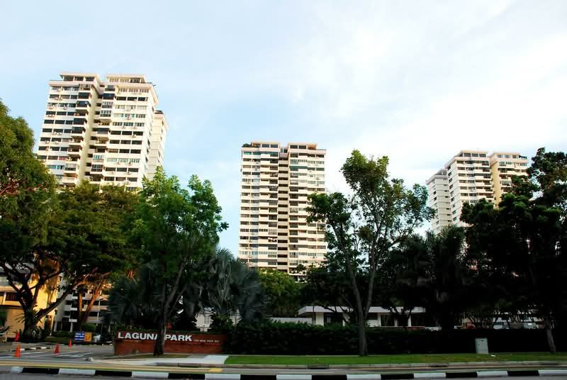 Laguna Park — photo 11