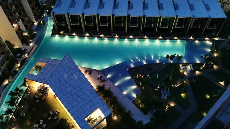 Riverfront Residences — photo 14