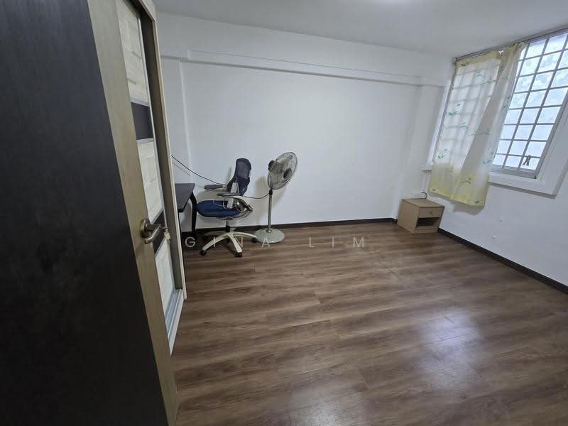 16 Eunos Crescent — photo 4