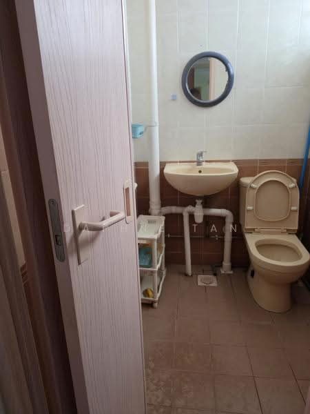 536 Jurong West Street 52 — photo 2