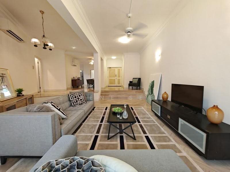 Orange Regency — photo 1