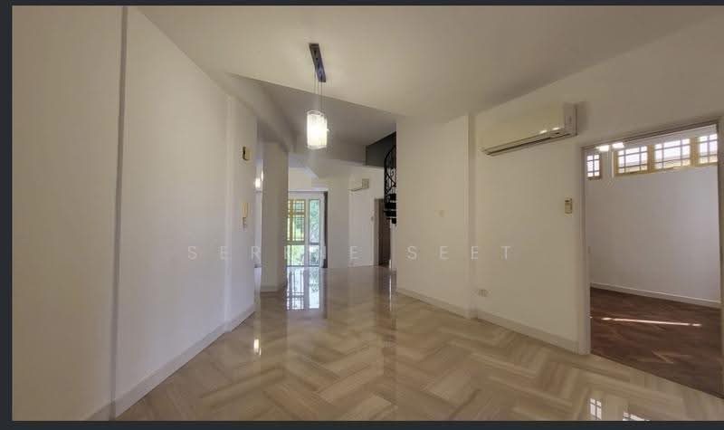 Orange Regency — photo 14
