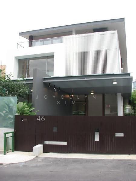 46 One Tree Hill — photo 1