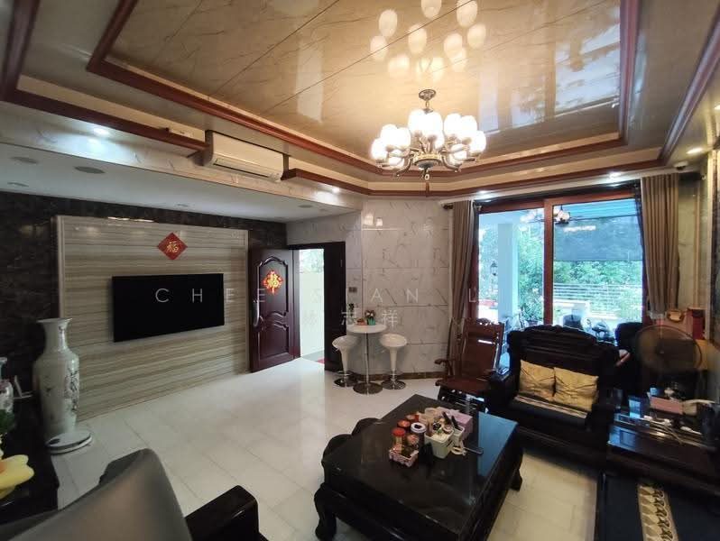 Woodgrove Estate — photo 2