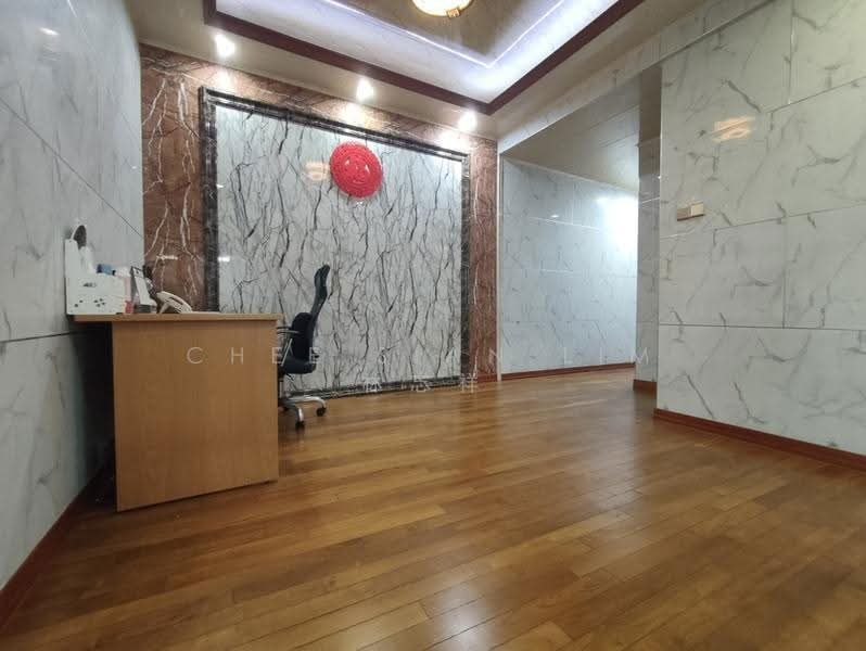 Woodgrove Estate — photo 14
