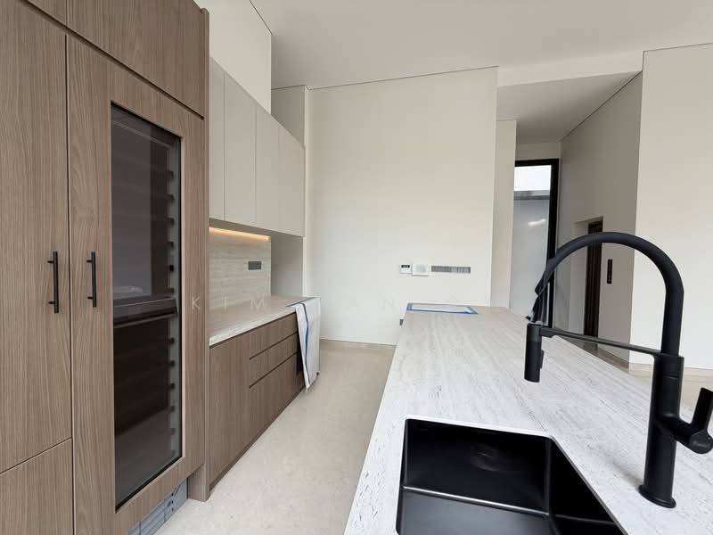 brand new and luxury bungalow, 4 levels with Lift, Swimming pool, Basement to Park 5 cars — photo 11