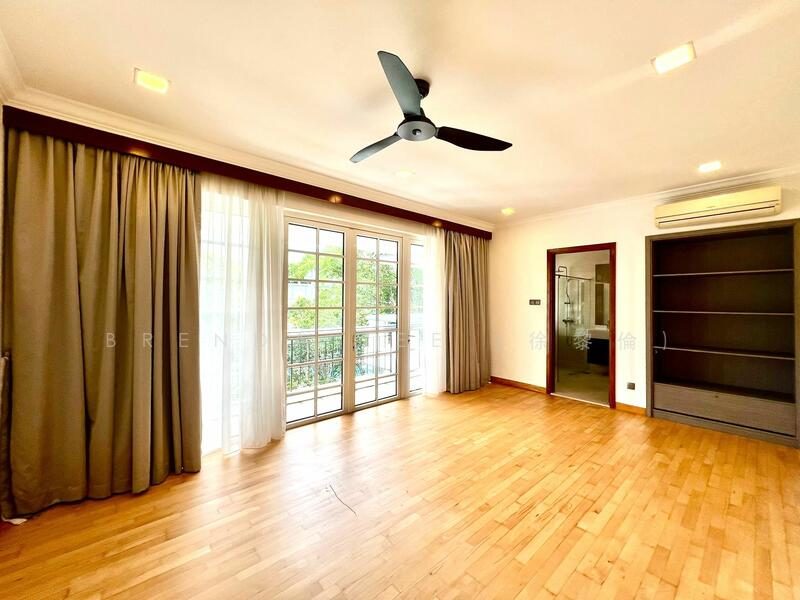 Stunning Good Class Bungalow ✧ Prime District 10 — photo 18