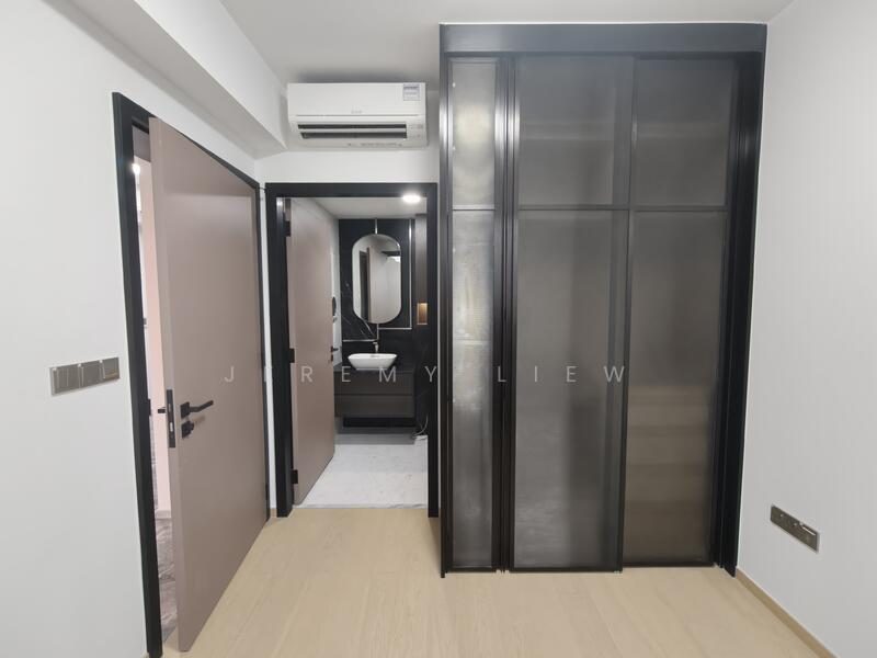 One Bernam — photo 3