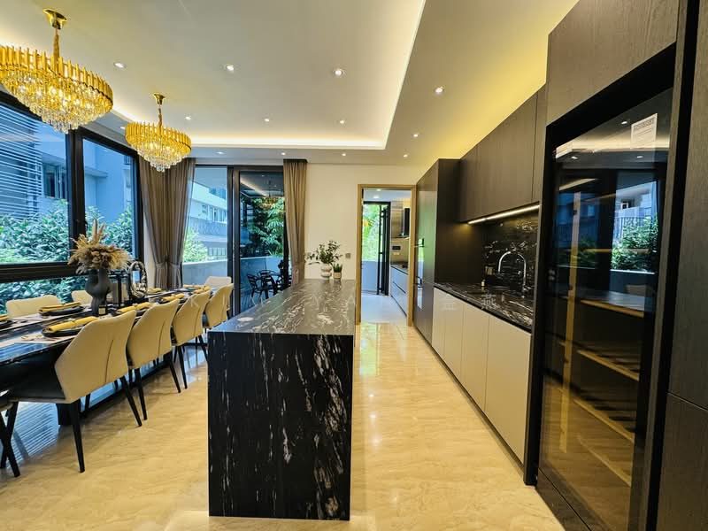 Brand New & freehold with grandeur, 4 Levels with lift, beautiful swimming Pool & landscaping — photo 12