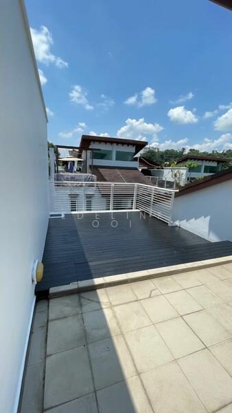Binjai Crest — photo 10